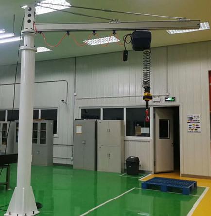 产品与服务双轮驱动 智能提升机工厂发展的关键之道